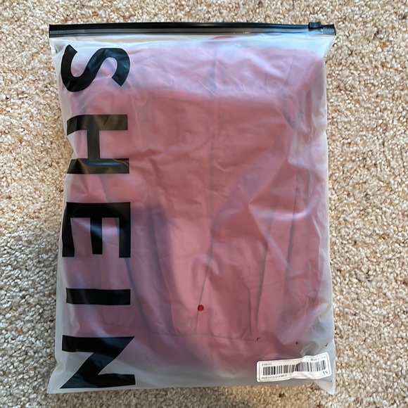 Shein dress - Picture 4 of 6